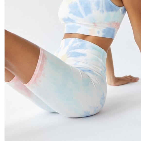 NWT Electric & Rose Tie Dye Women XS Medano Athletic Printed Bike Workout Shorts - Picture 5 of 10